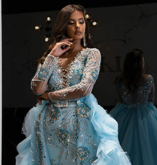 Elegant Light Blue Dress with Long Sleeves and Lace Detail