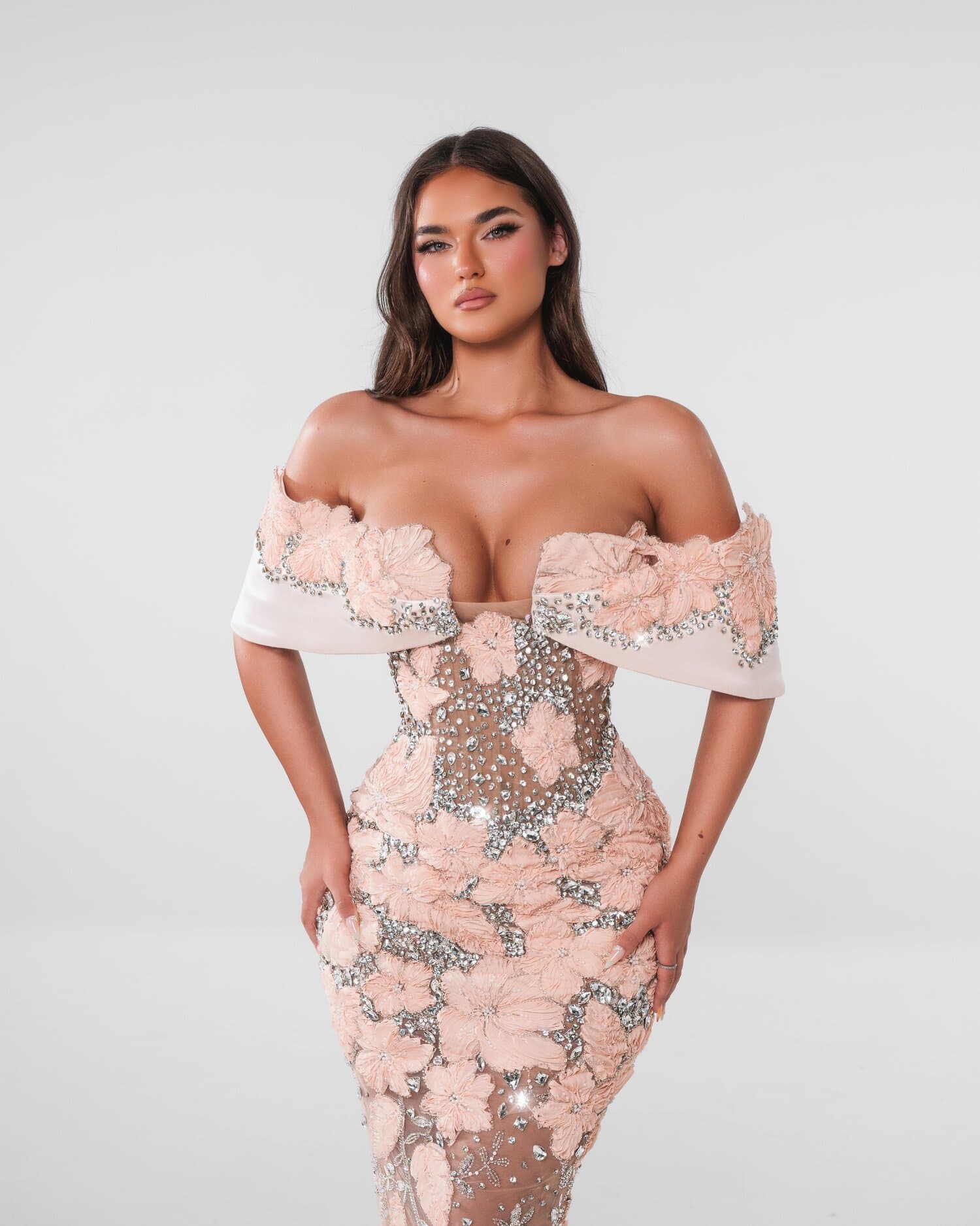 AMANDELLE - model