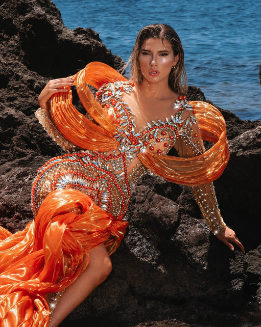 Coralína Orange Dress with Organdy Shoulder Details and Skirt