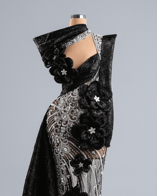 Emavere Black Long Dress with Flowers and Cape