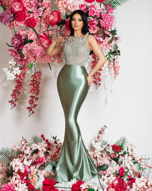 Siyana Sleeveless Satin Dress