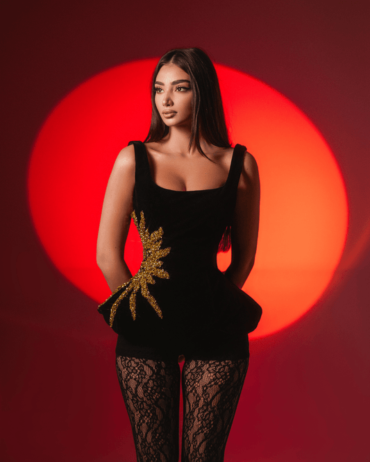 Tayle Sleeveless Corset with Sun Detail