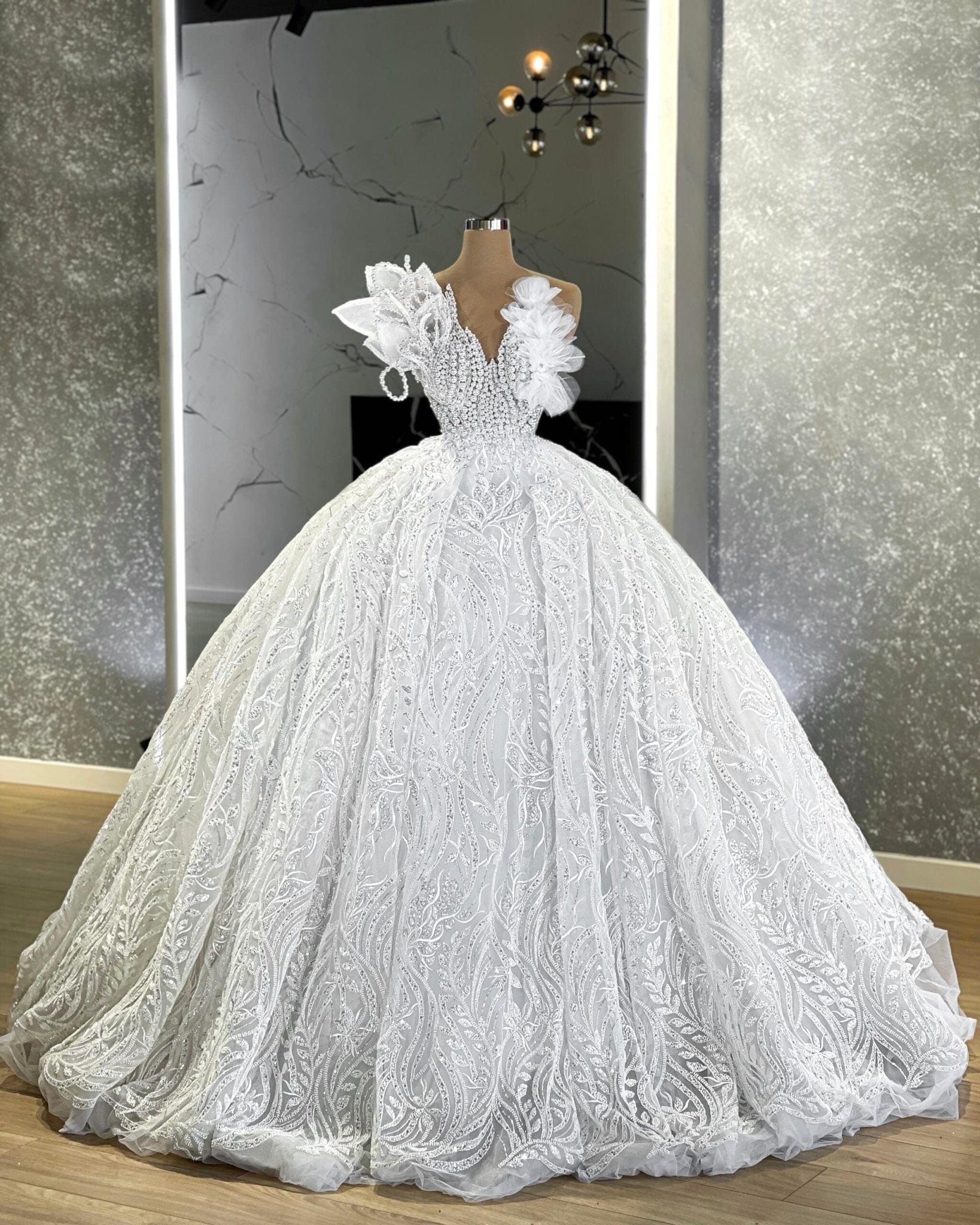 Aella Sophisticated Sleeveless Wedding Dress - Blini Fashion House