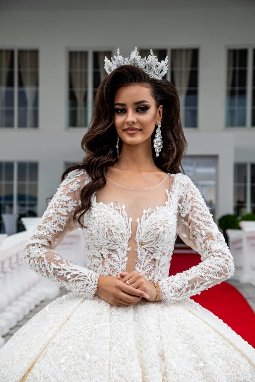 Ajola Wedding Gown with a Touch of Sparkle - Blini Fashion House