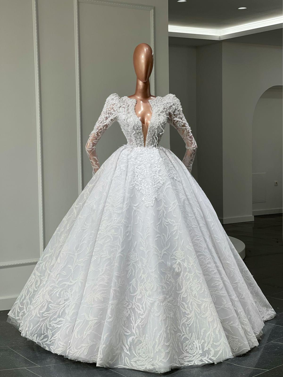 Alva Puff Sleeve Cut-In Chest Bridal Dress - Blini Fashion House