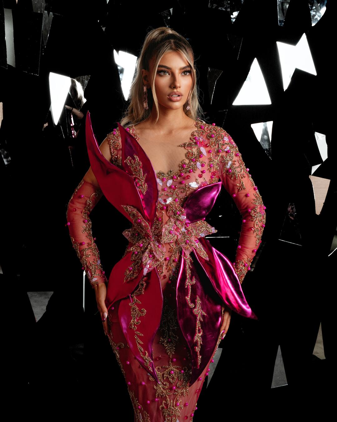 Elegant pink dress with gold details and 3D metallic leather embellishments