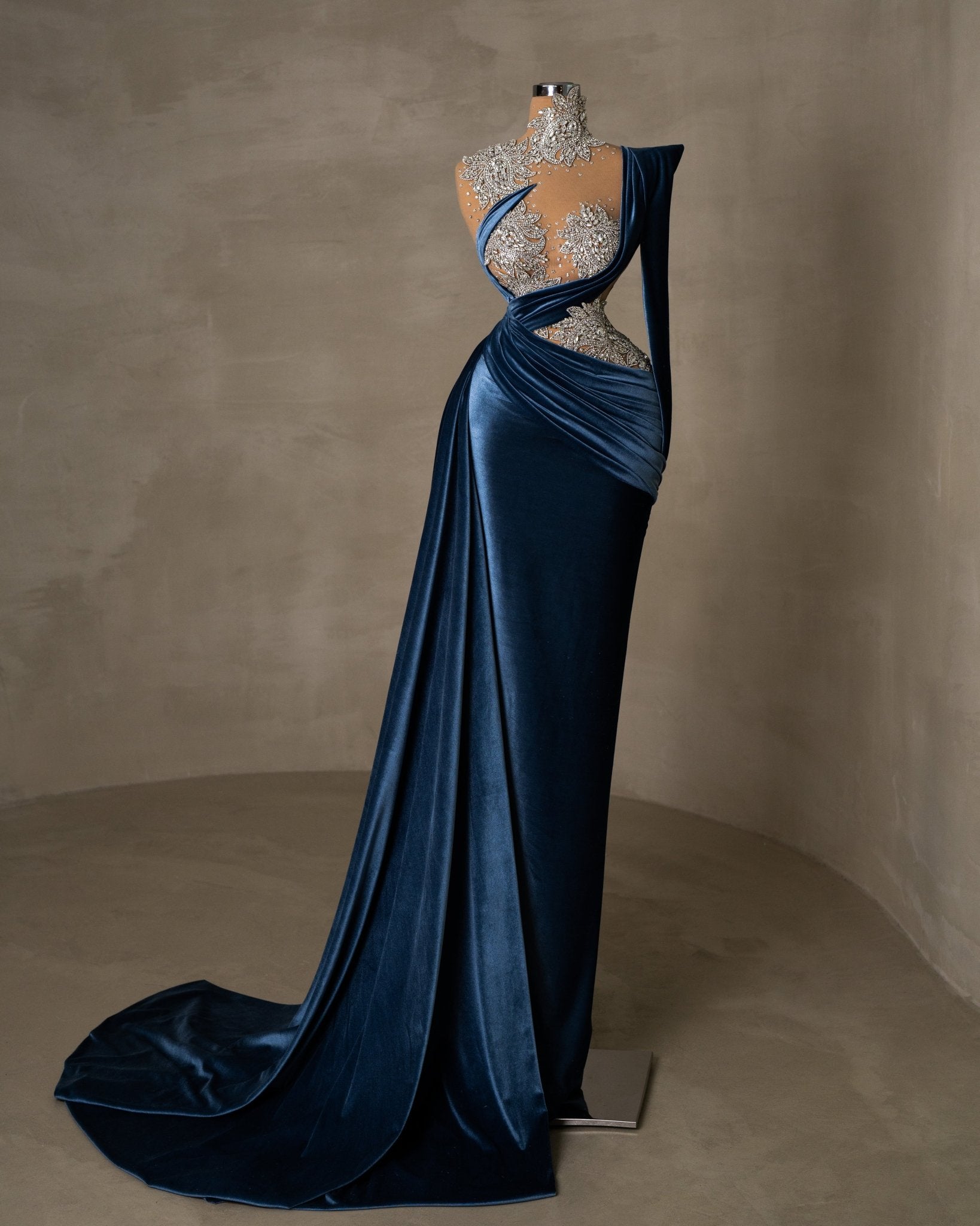 Velvet Dress with Stones and Side Tail