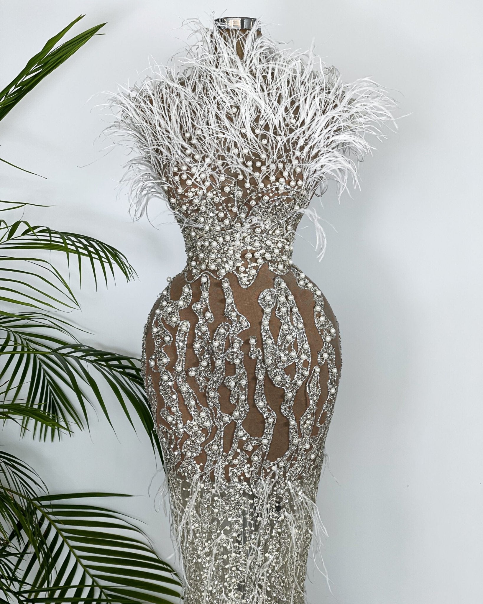 Cattley Feathery Stone Sleeveless Dress - Blini Fashion House