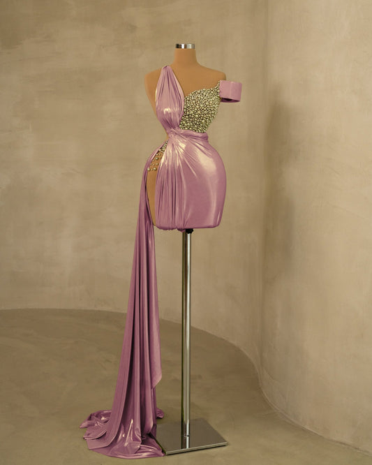 Elegant Side Tail Light Purple Dress Adorned with Pearls for Stylish Occasions