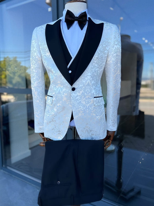 Elegant White Design Suit - Blini Fashion House