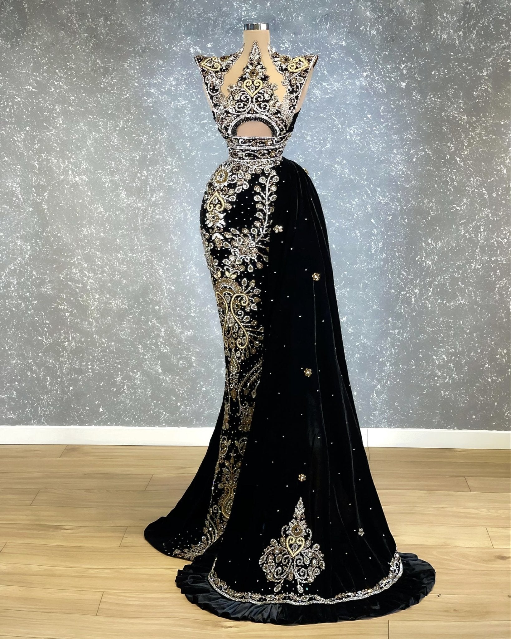 Ella Sleeveless Dress with a Eye-catching Side Tail - Blini Fashion House