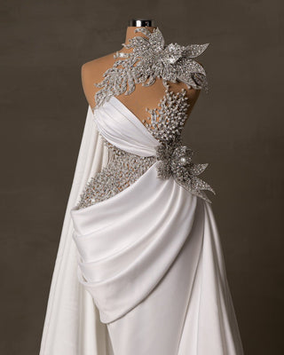 Timeless White Satin Bridal Dress - Sleeveless Wedding Gown with Elegant Design