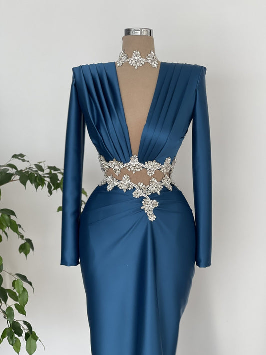 Robe à décolleté en V profond Helen Glamorous