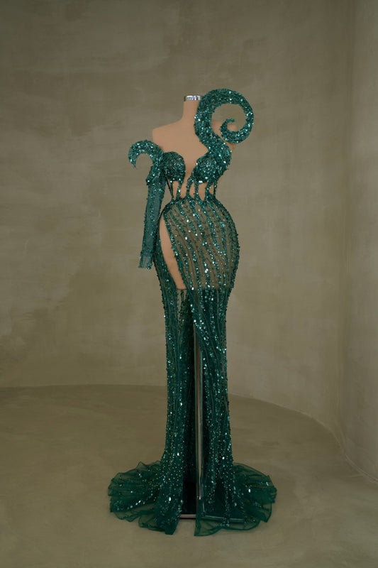 Green one-shoulder dress with shimmering elegance