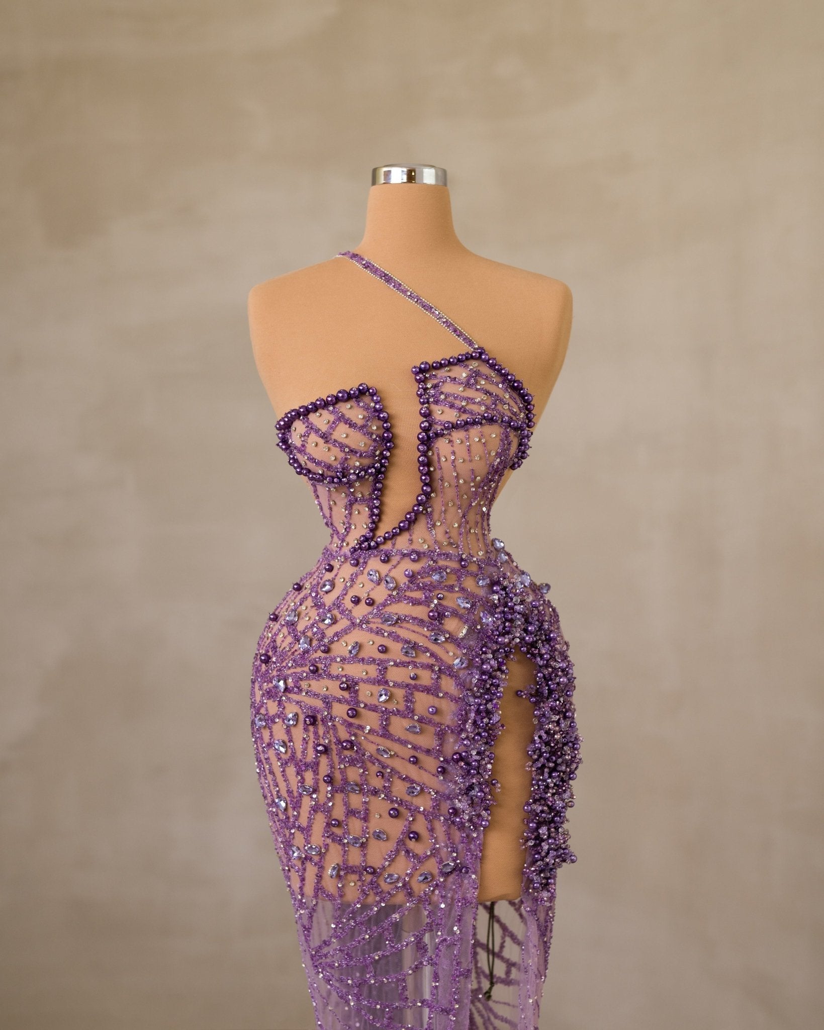 BeadsCut in ChestCut OutWomen - Blini Fashion House