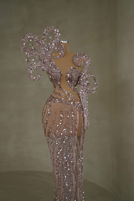 Captivating shimmering dress in a lovely light pink hue