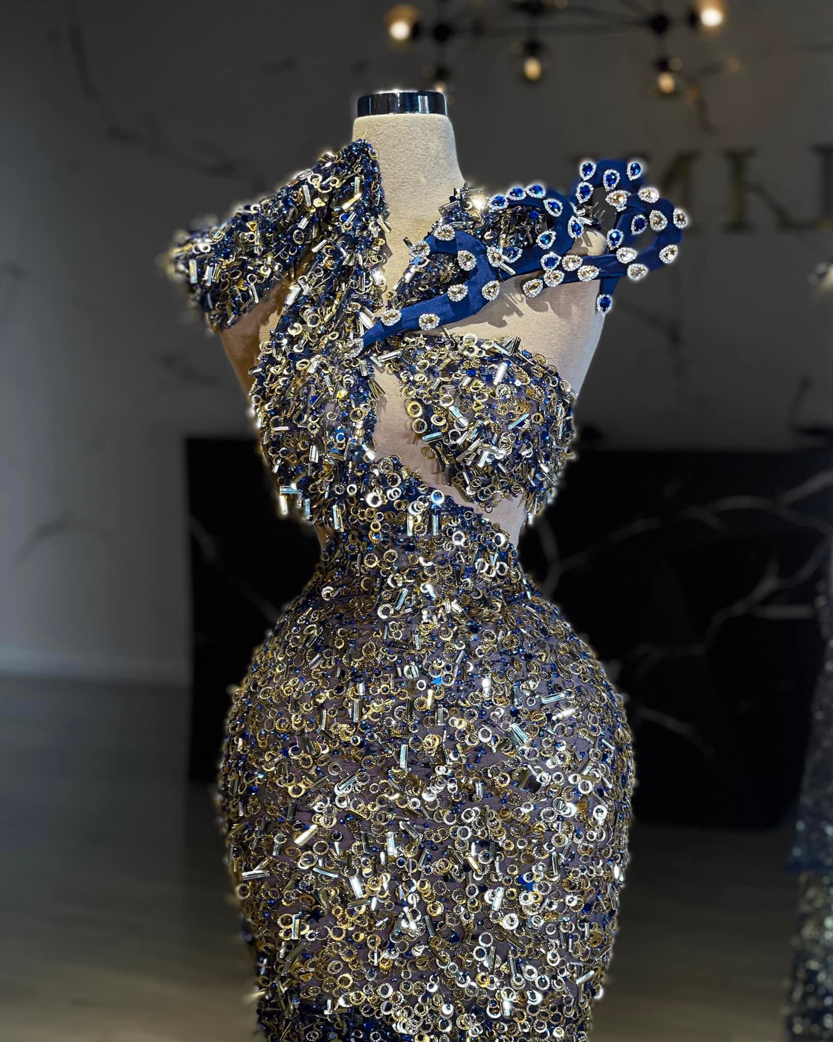 BlueCut in ChestDeep Cut In WaistWomen - Blini Fashion House