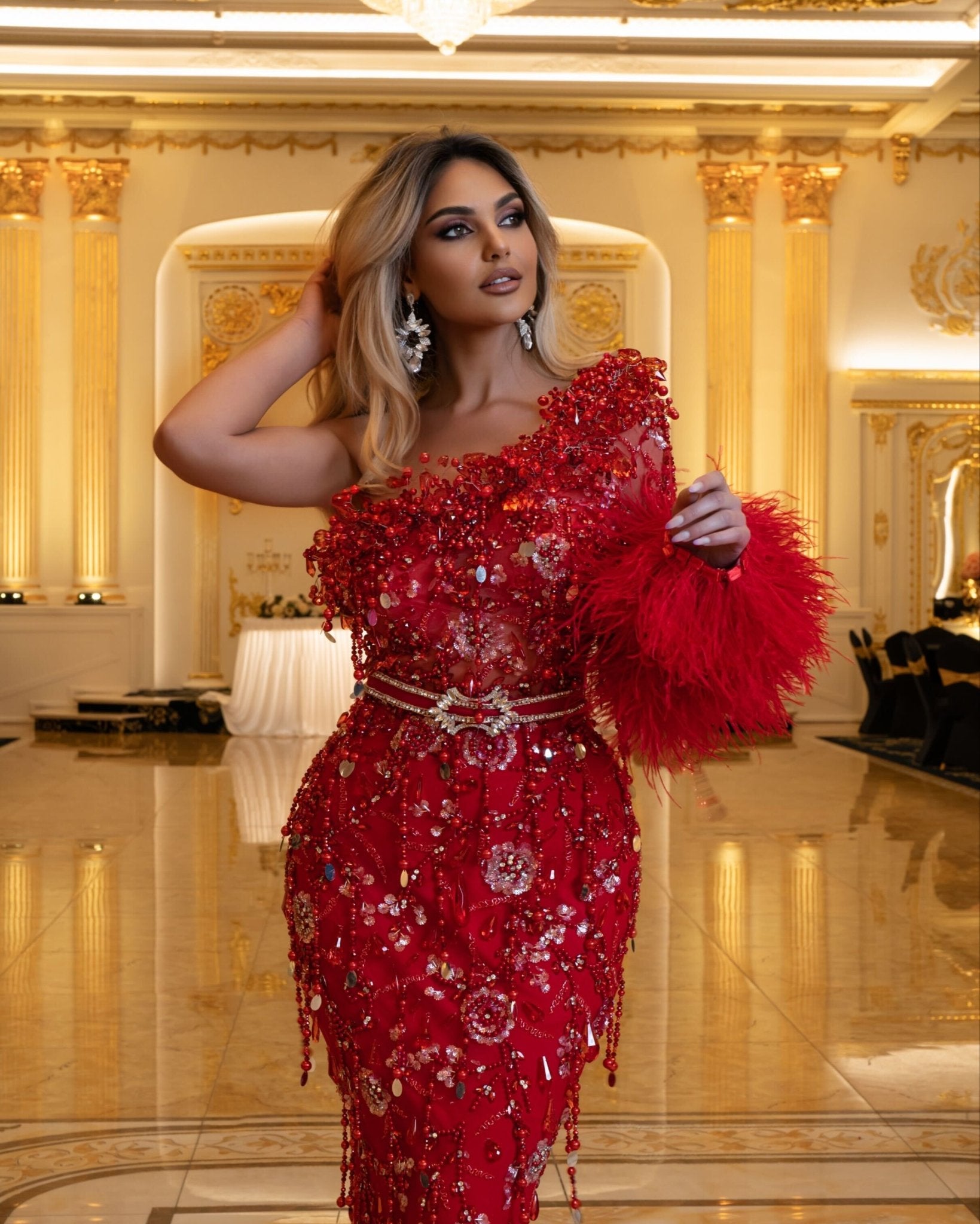 Elegant One-Shoulder Dress Embellished with Delicate Feathers - Shop Now