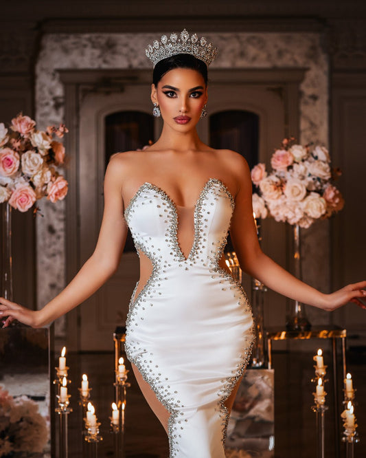 Stunning Sleeveless Bridal Dress