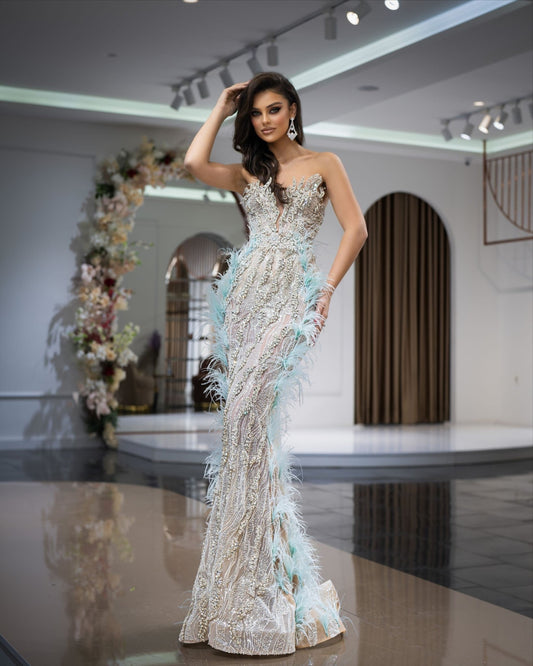 Luxury Lace Sleeveless Dress - Timeless Beauty for Special Occasions