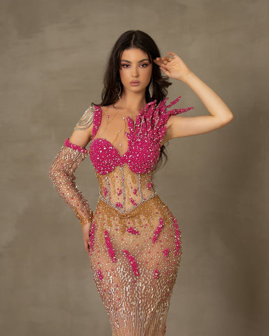 One-shoulder dress with beads