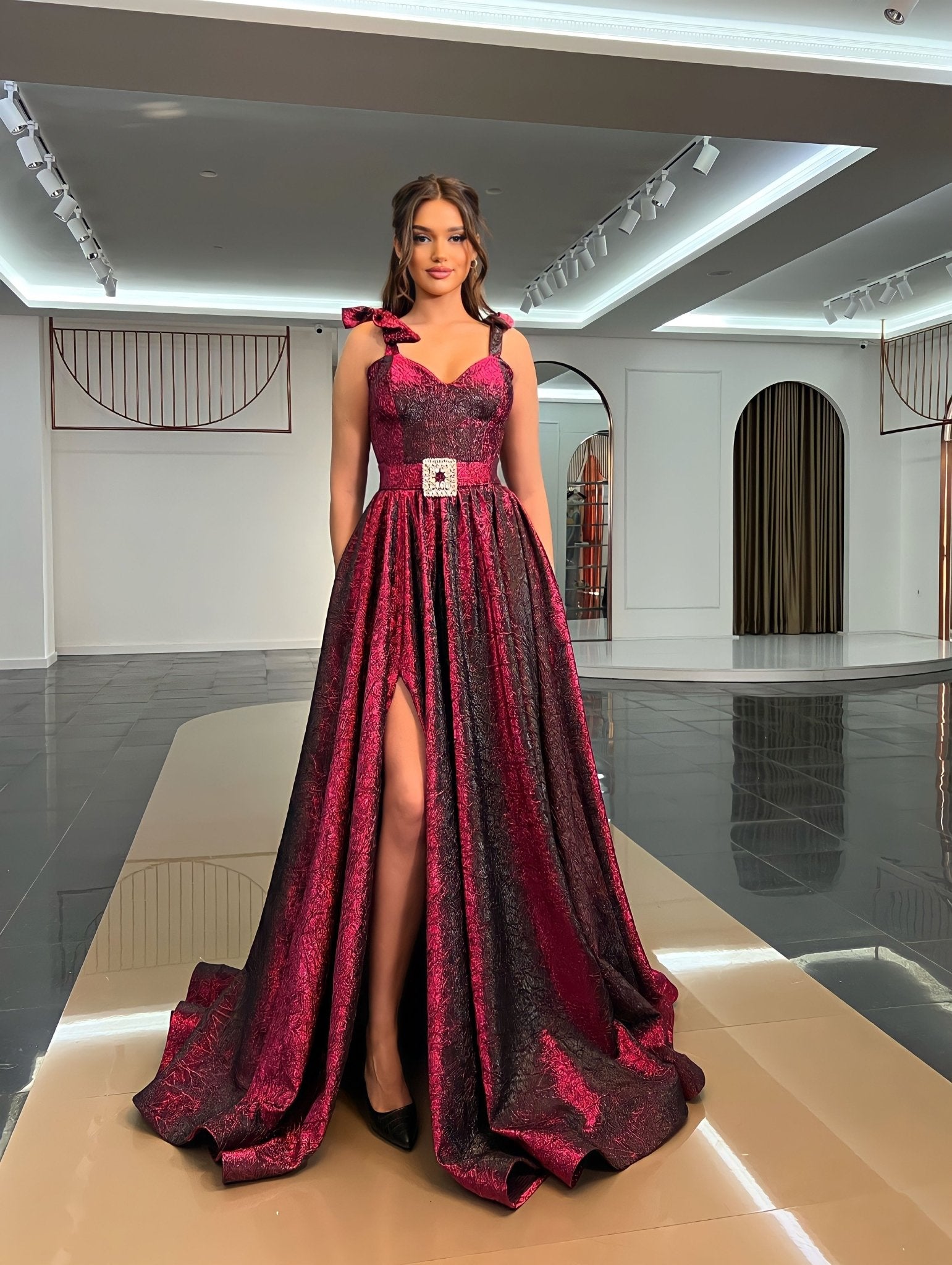 Deep SlitLong DressLuxoriousWomen - Blini Fashion House