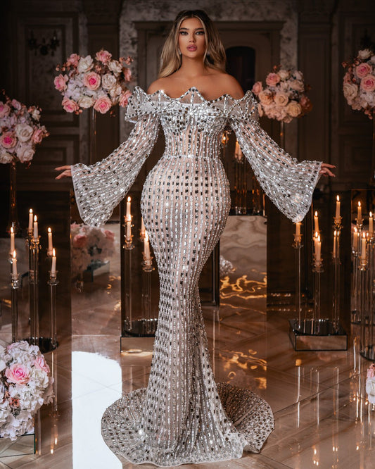 Luxurious Bridal Gown Embellished with Crystals for Weddings