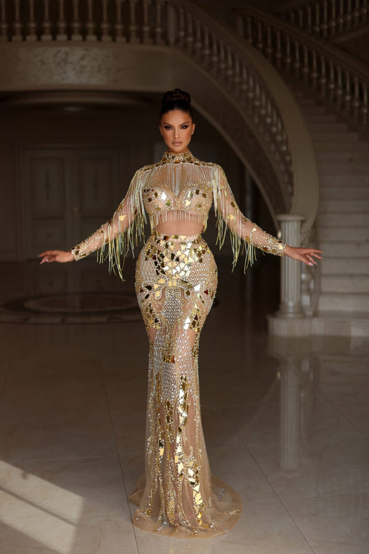 Stunning outfit: gold two piece dress