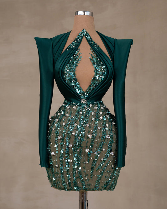 Fashionable Green Dress with Stylish Cut-Out Patterns