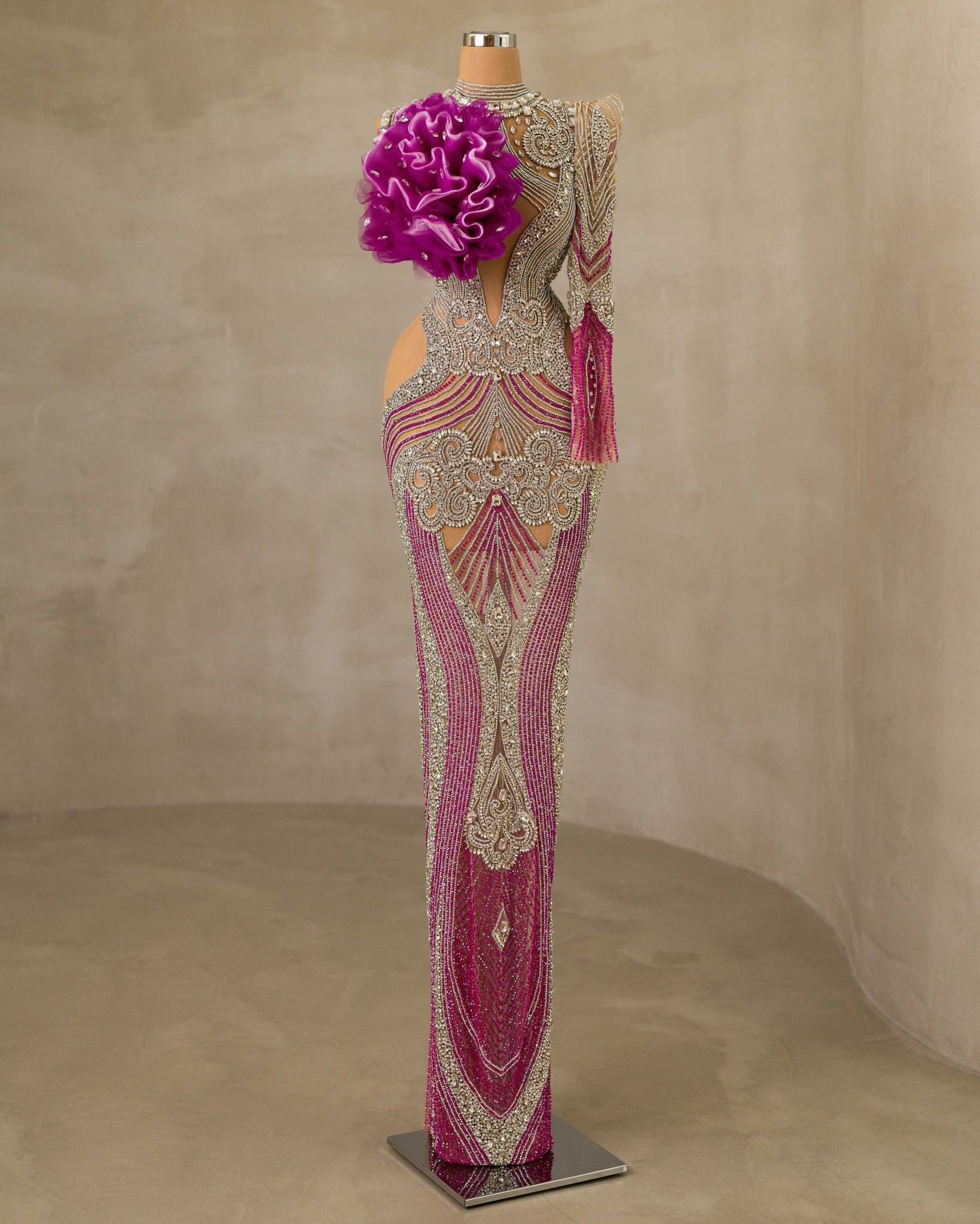 Stunning Stone-Embellished One-Shoulder Dress for a Glamorous Look