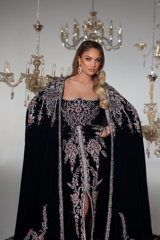 Sleeveless and Strapless Black Velvet Dress