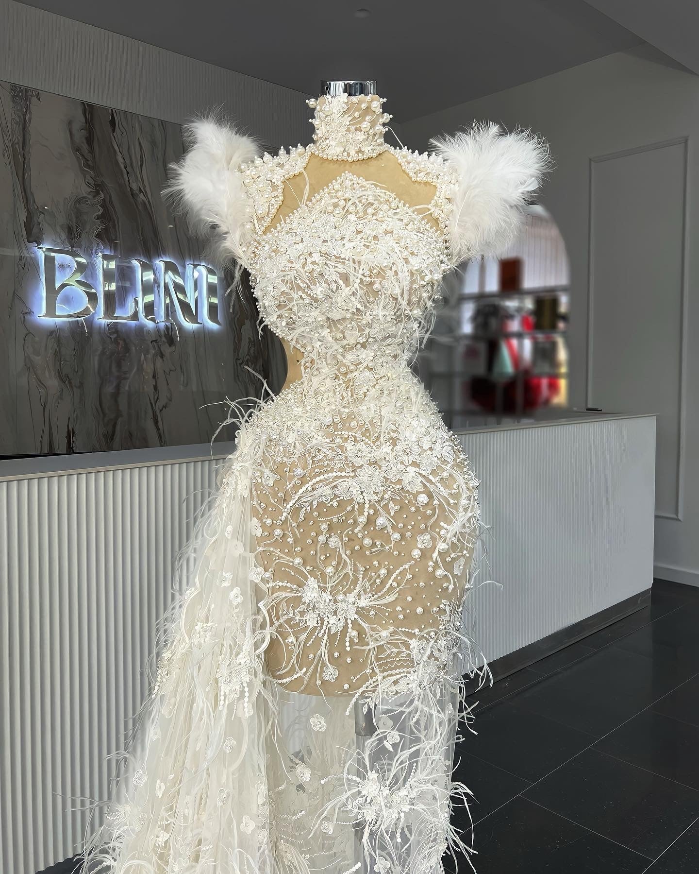 BridalCrystalsFeathersWomen - Blini Fashion House