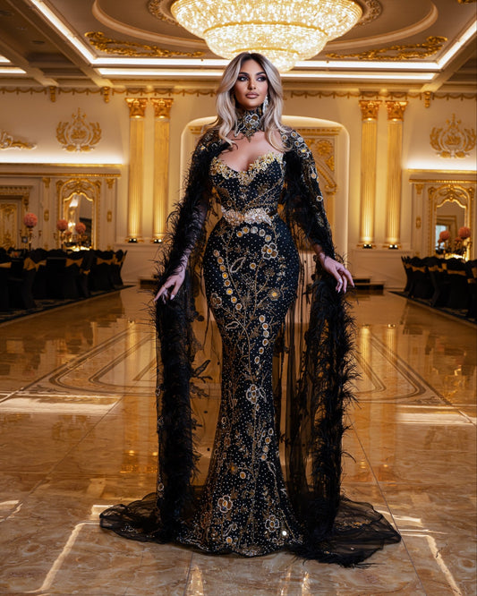 Chic Cape-Adorned Sleeveless Dress for Fashionable Occasions