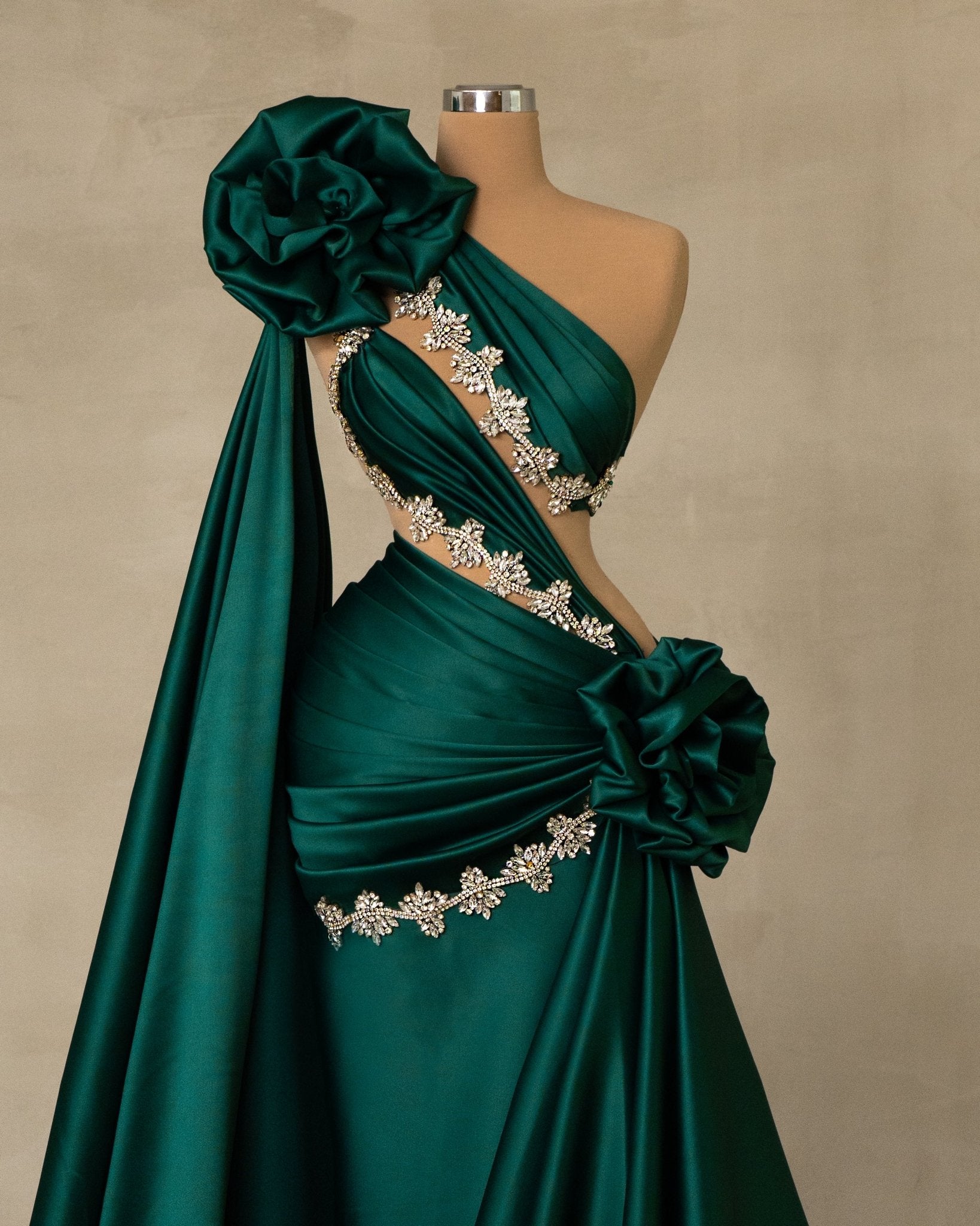 Green Satin Dress with Elegant Side Cape
