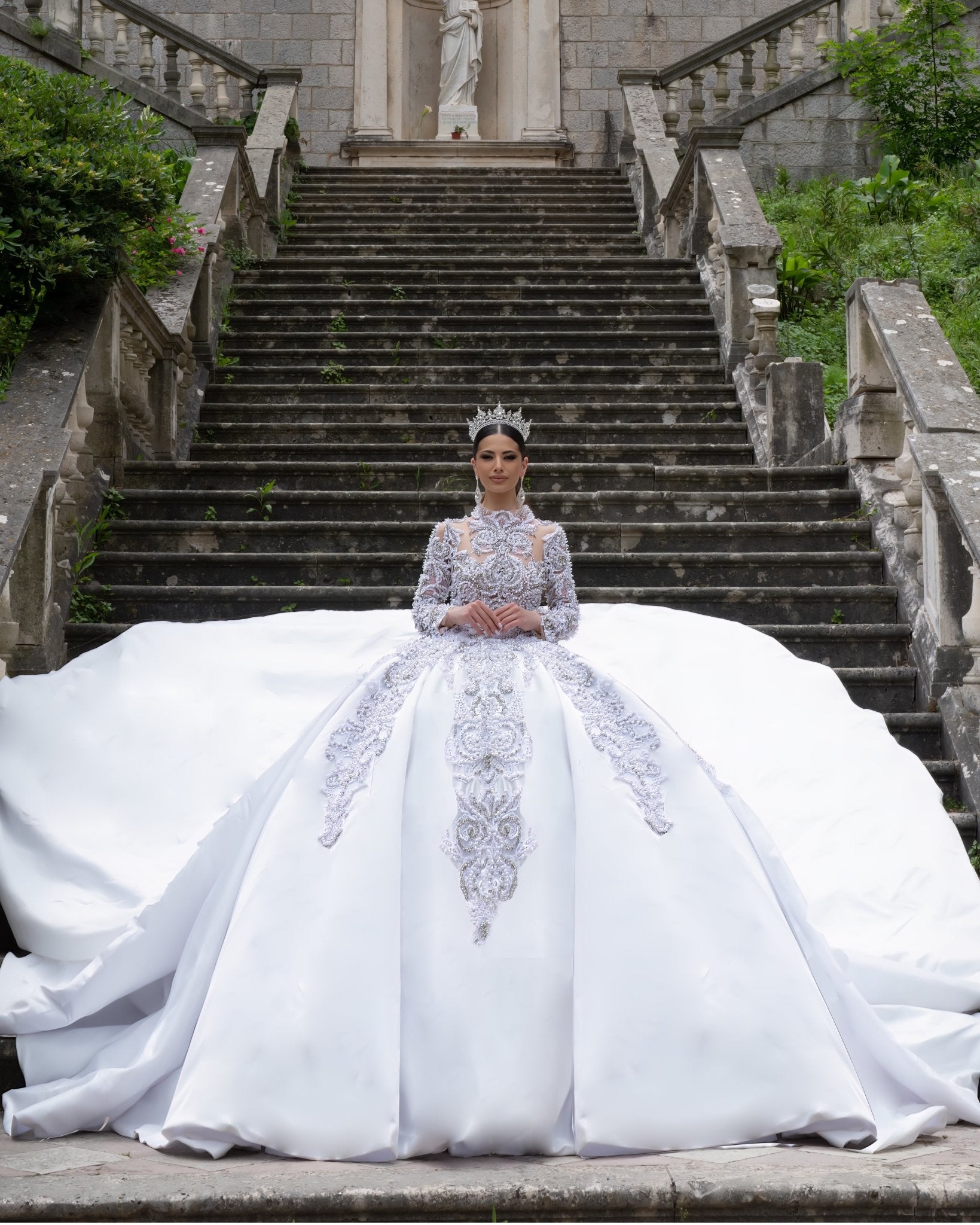 BridalBride To BeCrystalsWomen - Blini Fashion House