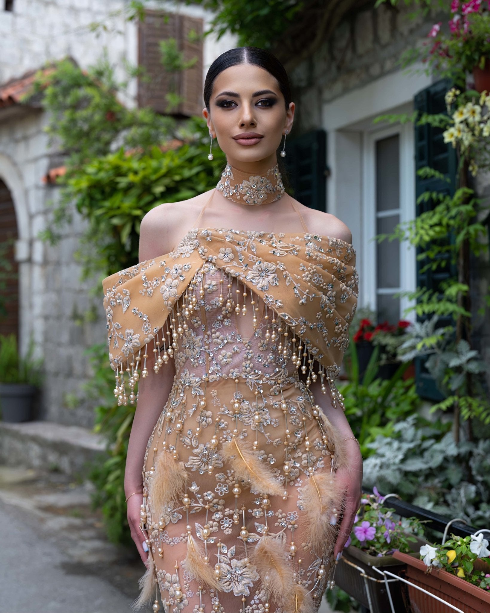 BeadsBeigeCrystals - Blini Fashion House