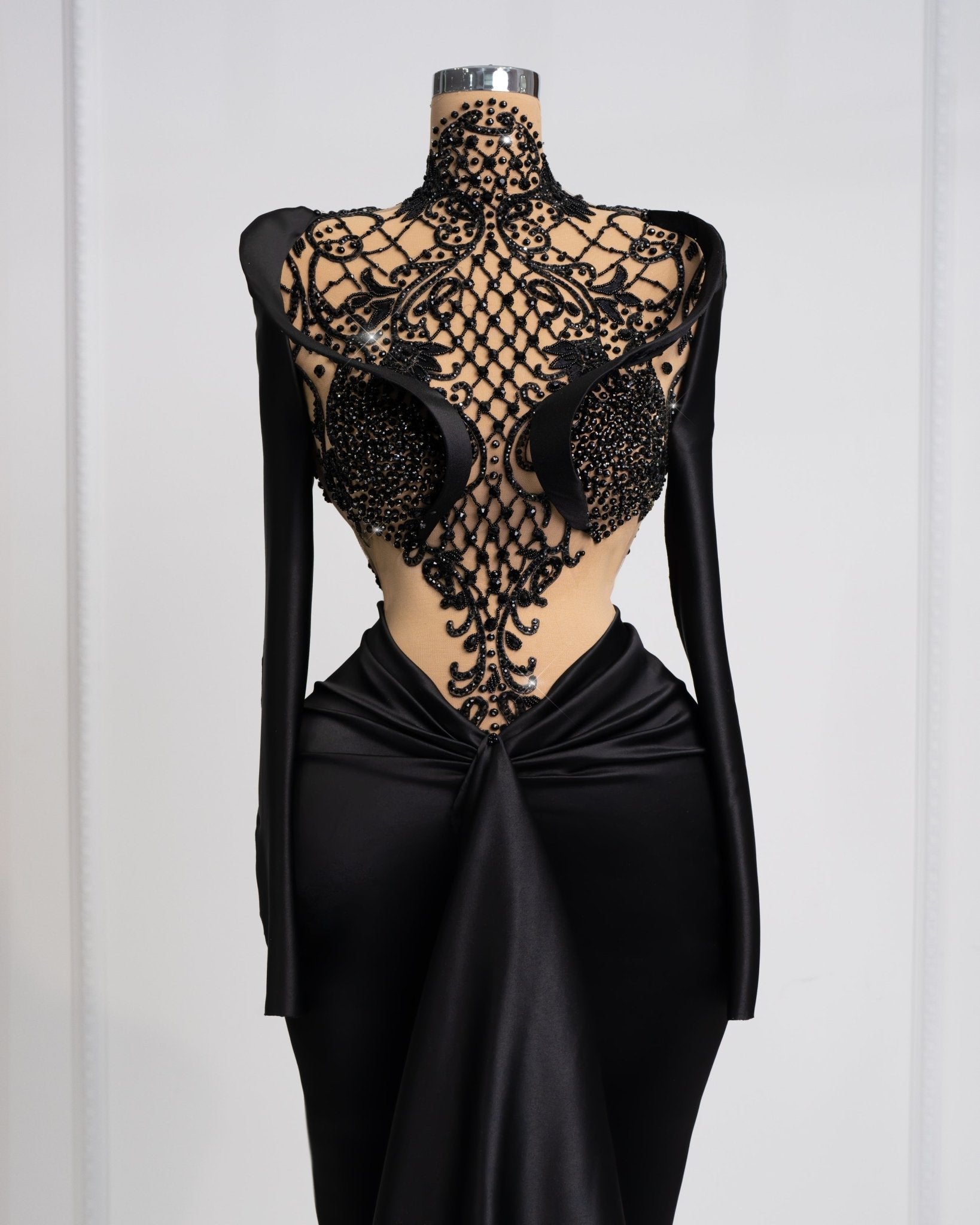 BeadsBlackCrystalsWomen - Blini Fashion House