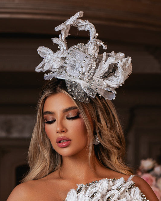 Bridal Headpiece Adorned with Sparkling Crystals and Lustrous Pearls