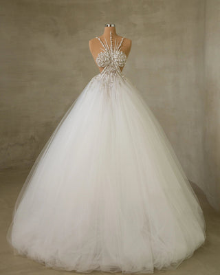 Chic Bridal Dress Featuring Sleeveless Design and Crystals