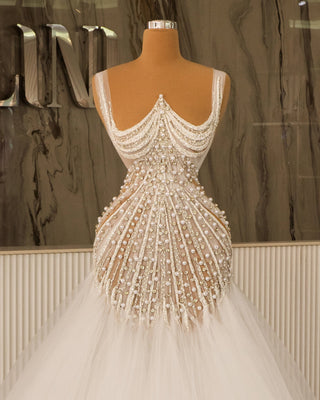 Stunning Sleeveless Bridal Dress with Crystal Embellishments