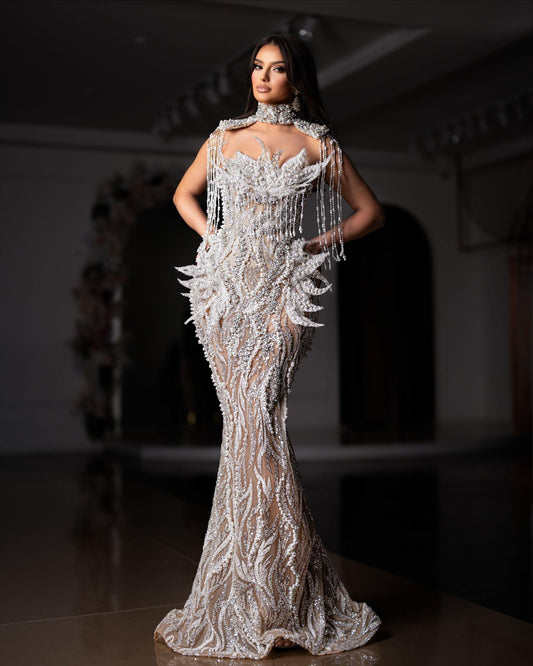 Sleeveless Evening Dress with White Pearls - Timeless Glamour and Style